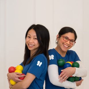 Anouline-and-Nadia-with-promotional-items-2017