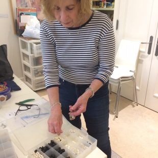 Jewelry-workshop-Eliane-resized-for-web